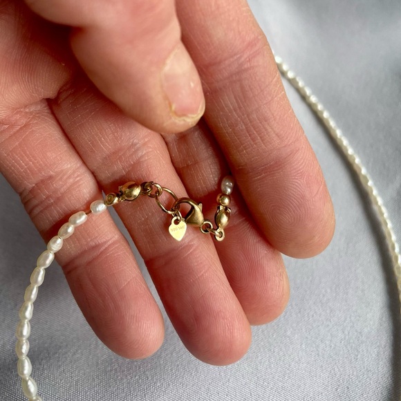 Freshwater Pearl & 14k Gold Necklace - Picture 9 of 9